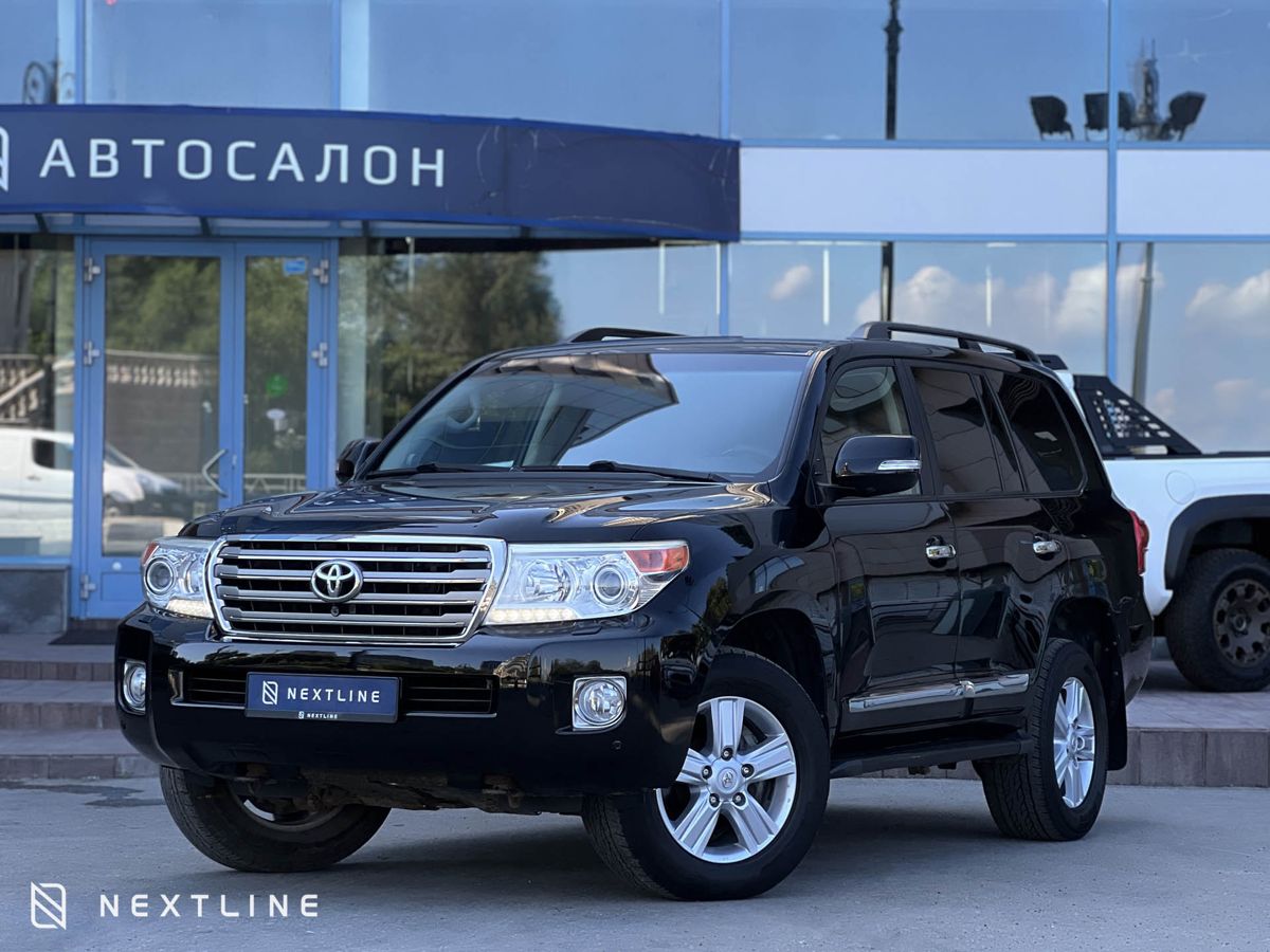 Toyota Land Cruiser 4.6 AT (309 л.с.) 4WD в автосалоне Nextline