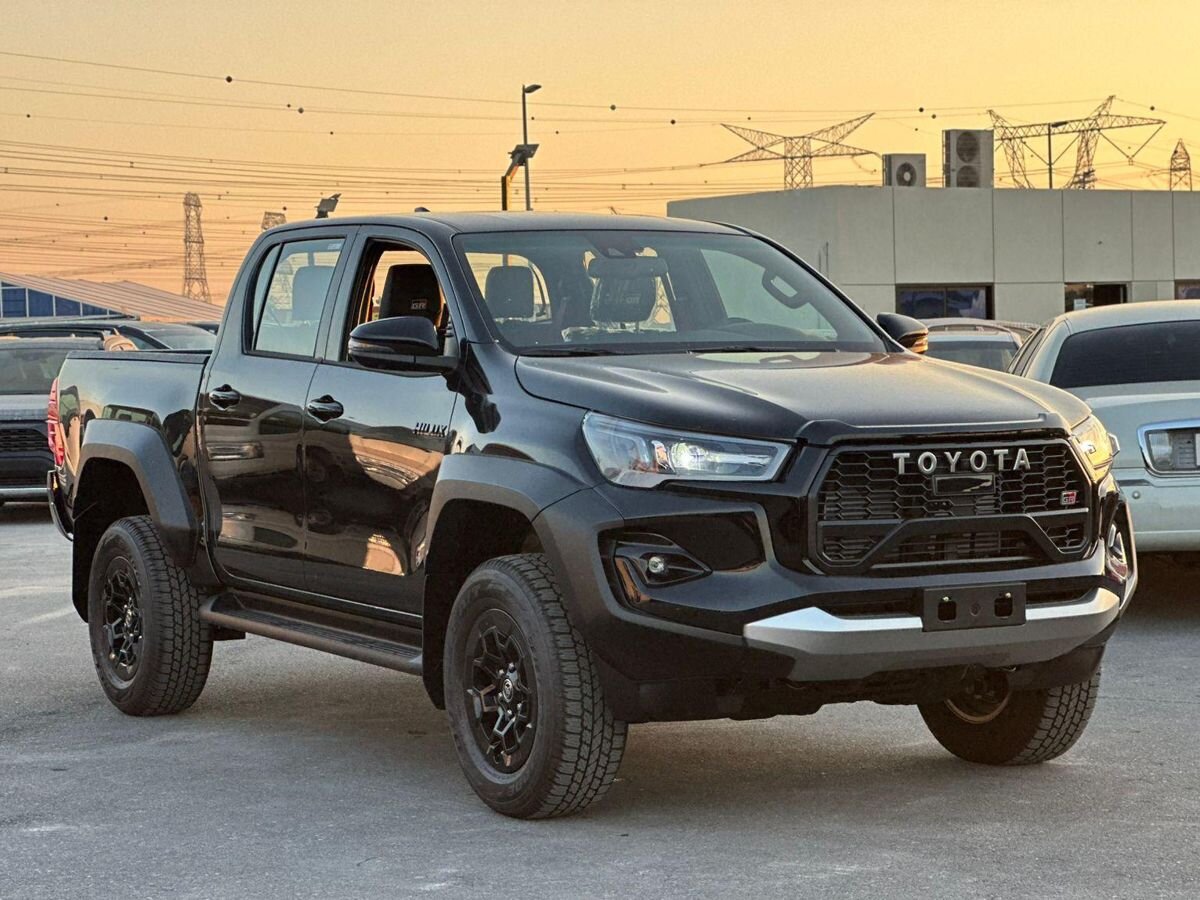 Toyota Hilux 2.8d AT (200 л.с.) 4WD в автосалоне Nextline