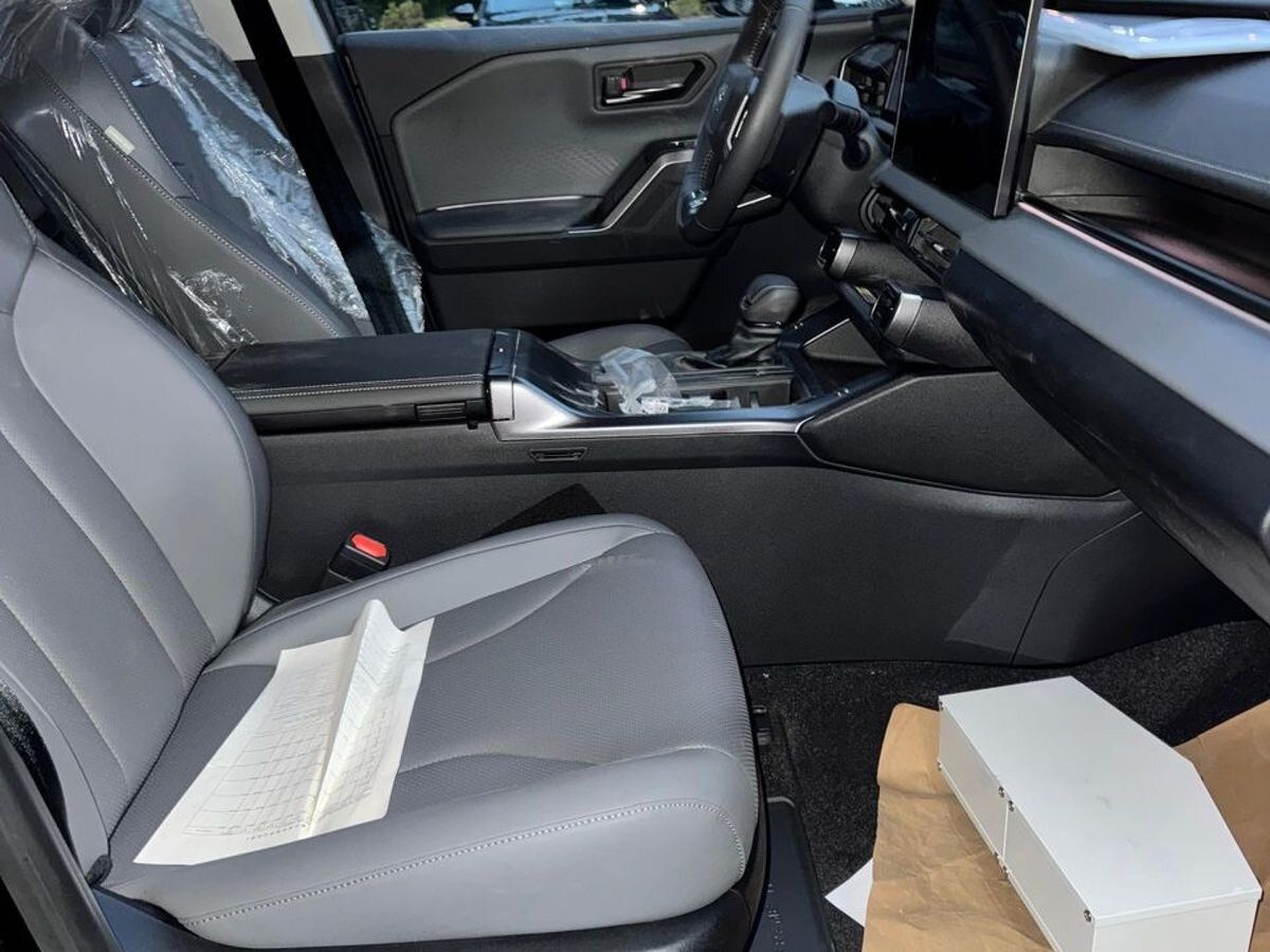 Toyota RAV4 2.0 CVT (171 л.с.) 4WD в автосалоне Nextline