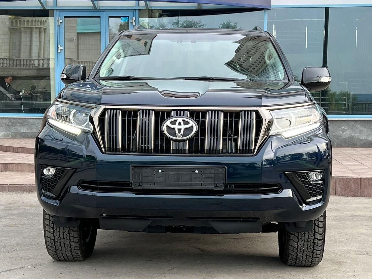 Toyota Land Cruiser Prado 2.8d AT (200 л.с.) 4WD в автосалоне Nextline