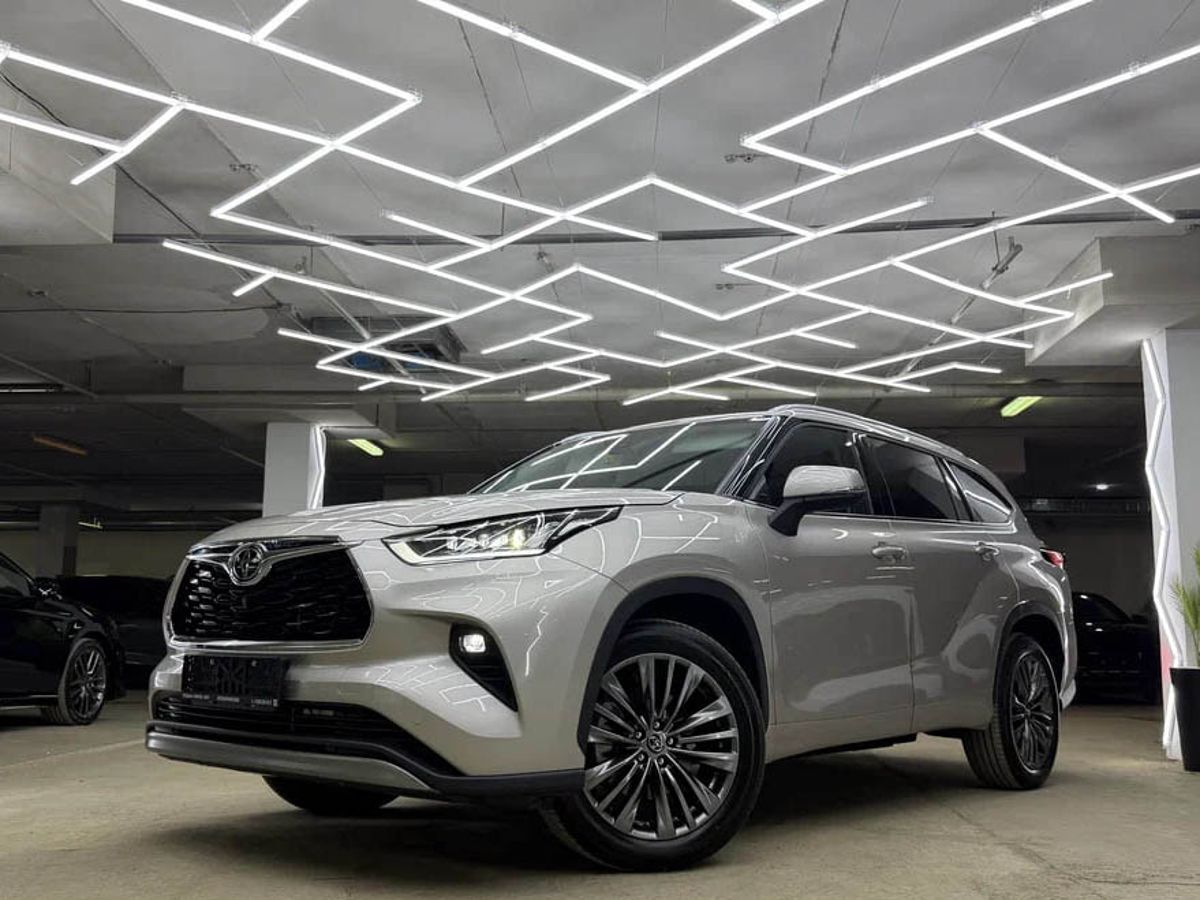 Toyota Highlander 2.0 AT (248 л.с.) 4WD в автосалоне Nextline