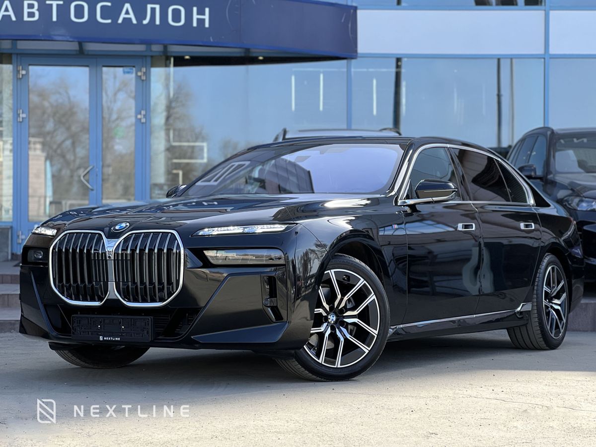 BMW 7 серии 740d xDrive 3.0d AT (286 л.с.) 4WD в автосалоне Nextline