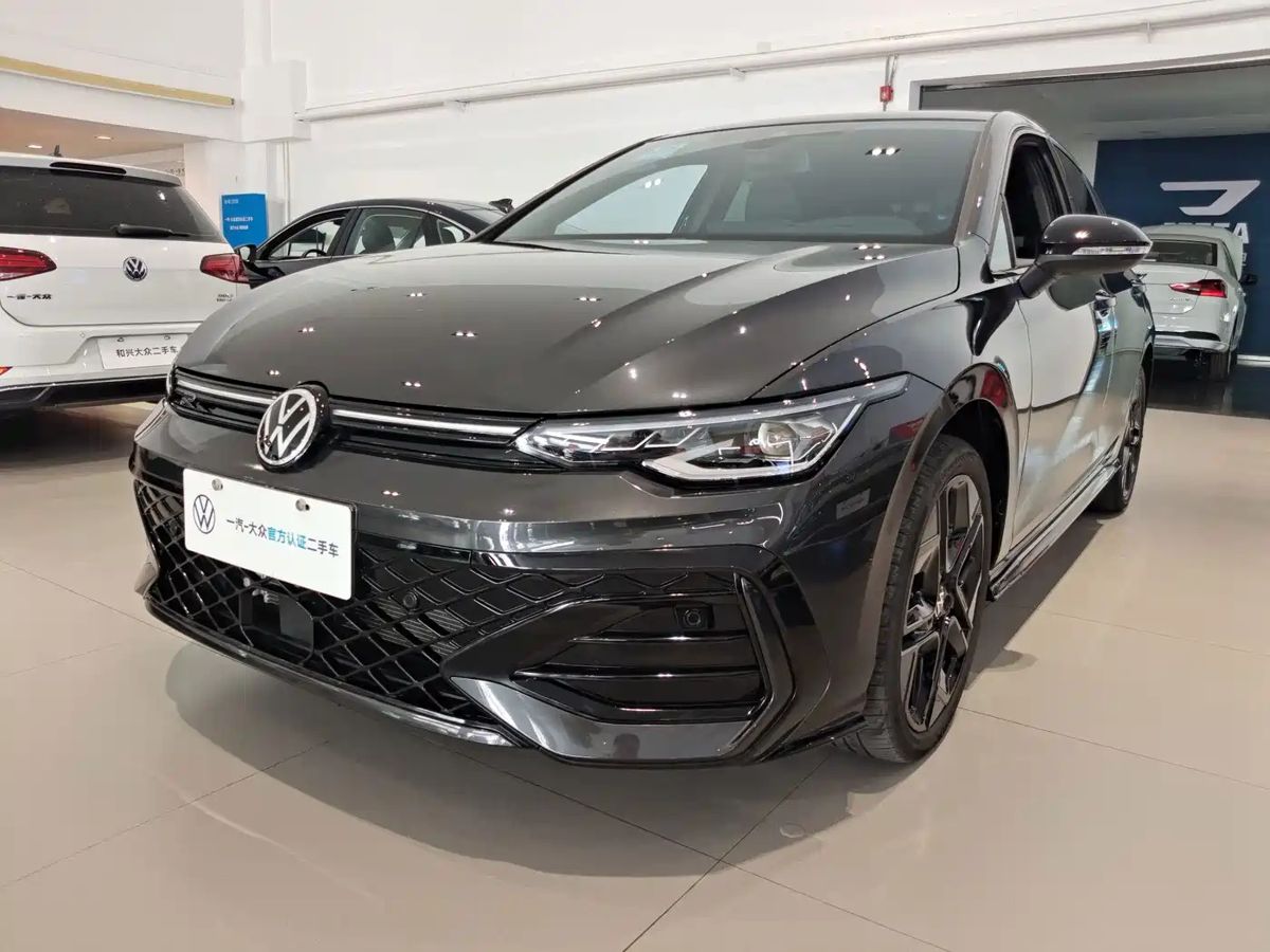 Volkswagen Golf 1.5 AMT (160 л.с.)