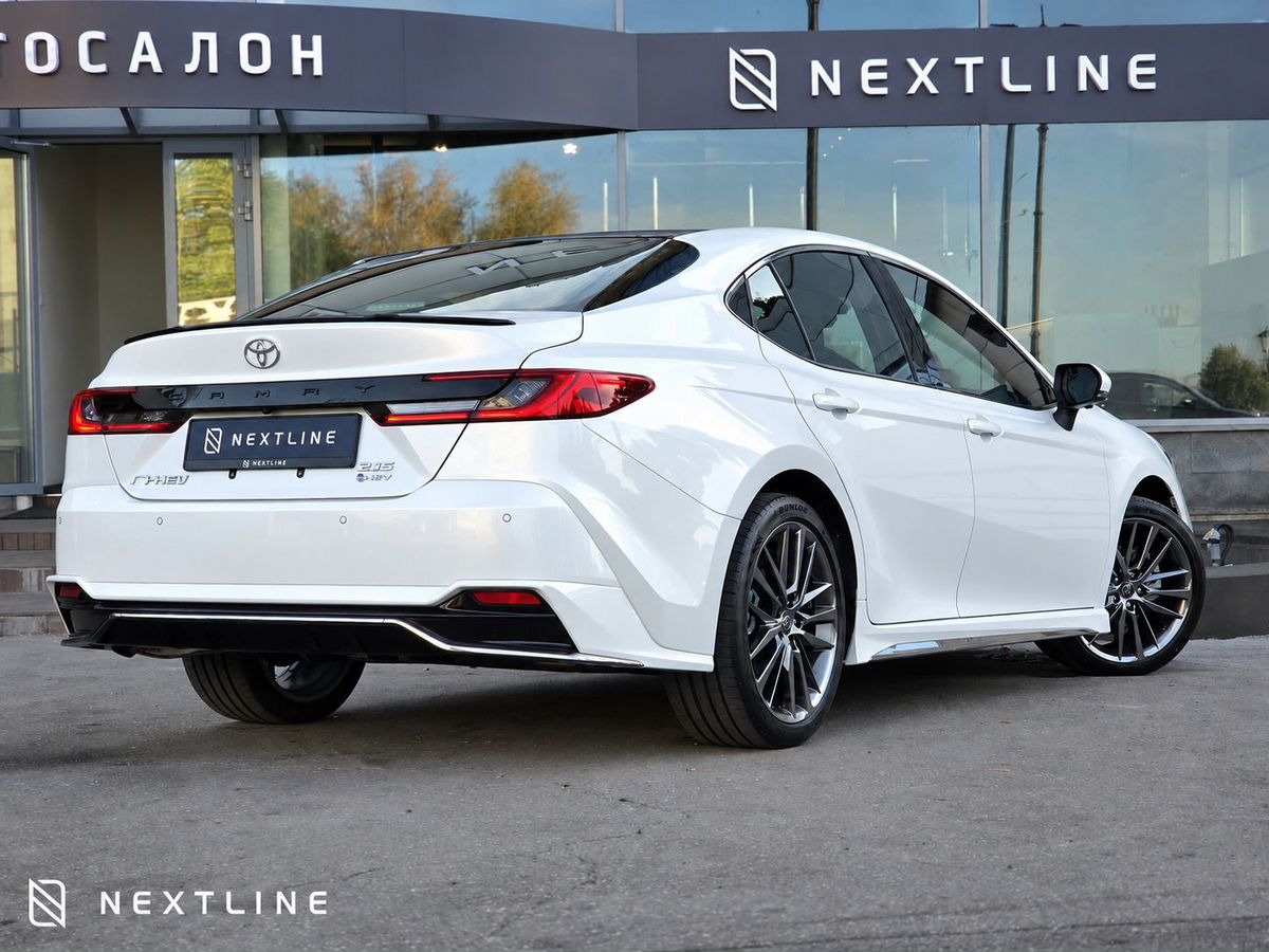 Toyota Camry 2.0hyb CVT (231 л.с.)