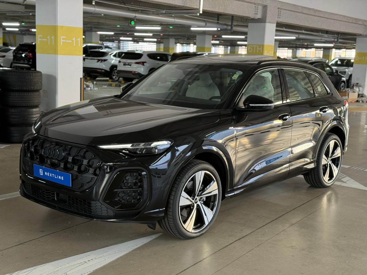 Audi Q5 40 TFSI 2.0 AMT (204 л.с.) 4WD
