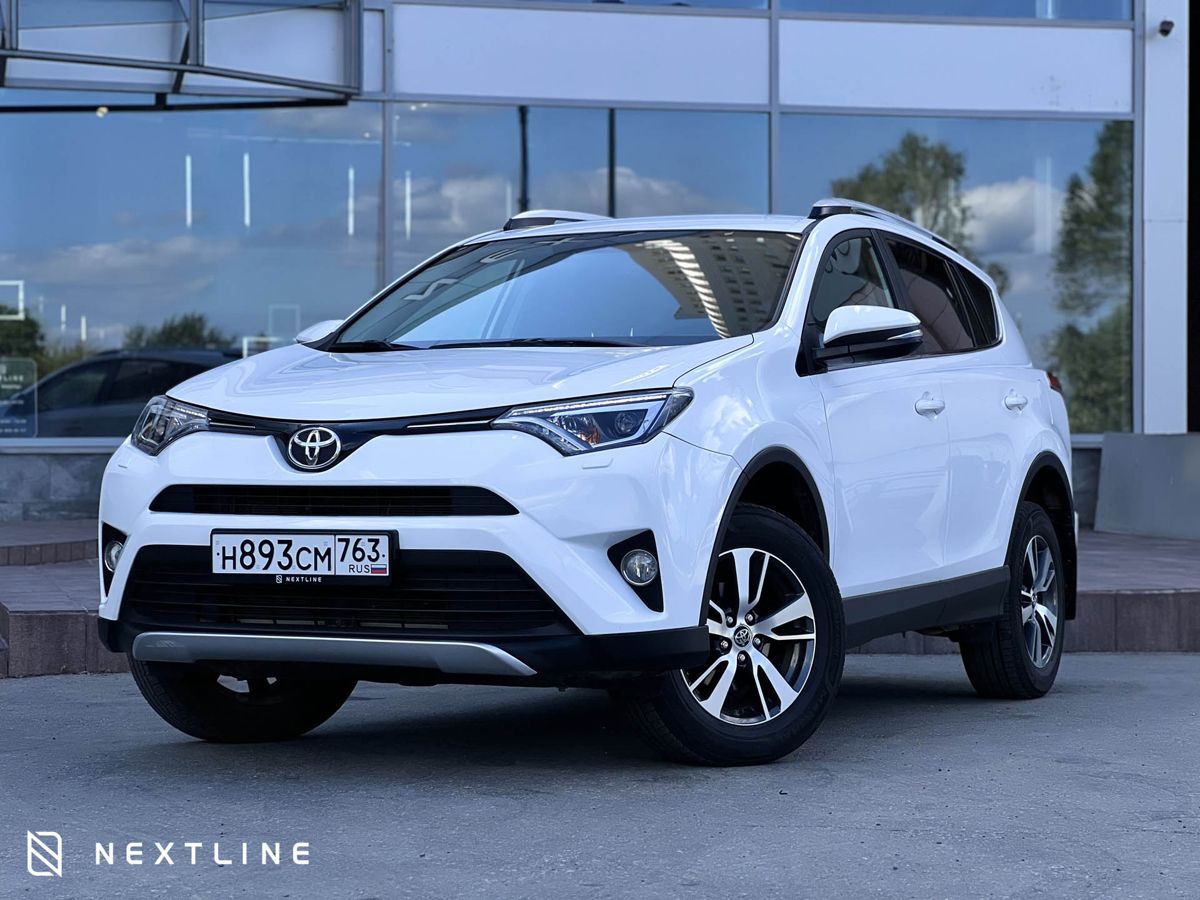 Toyota RAV4 2.0 MT (146 л.с.) 4WD в автосалоне Nextline