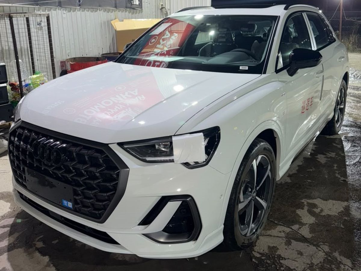 Audi Q3 35 TFSI 1.5 AMT (160 л.с.)