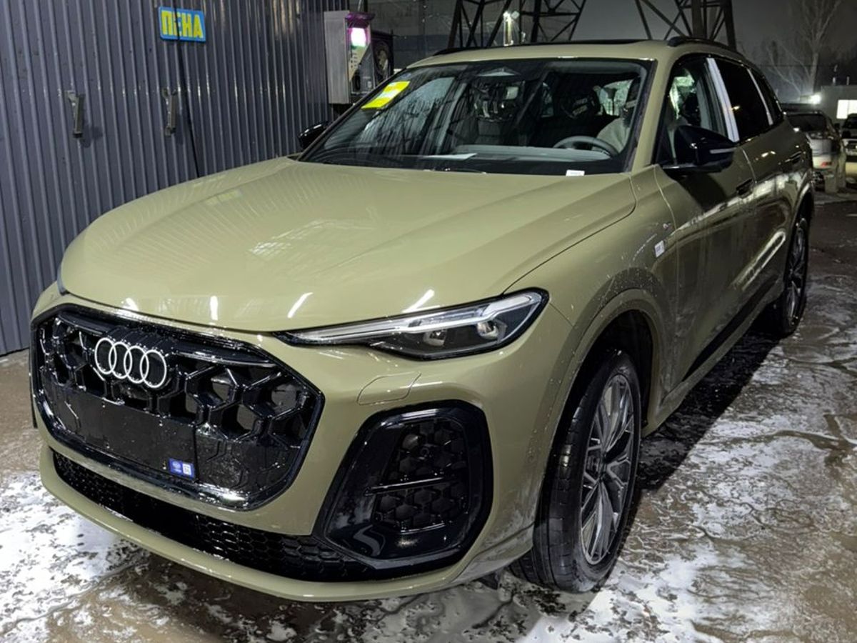 Audi Q5 L 2.0 AMT (204 л.с.) 4WD