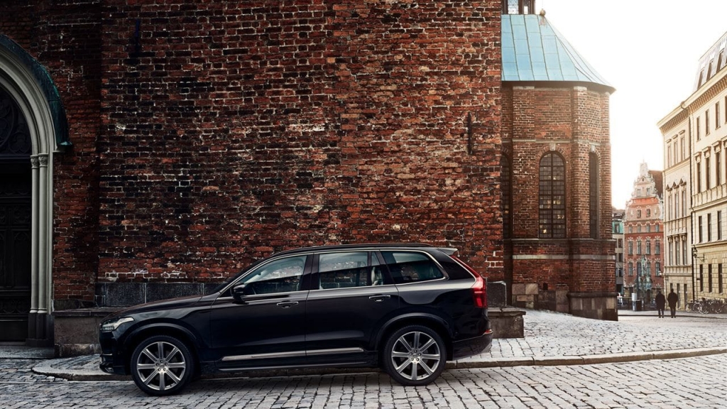 xc90_gallery_14_small_thumbnail_vcc08290-2.jpg